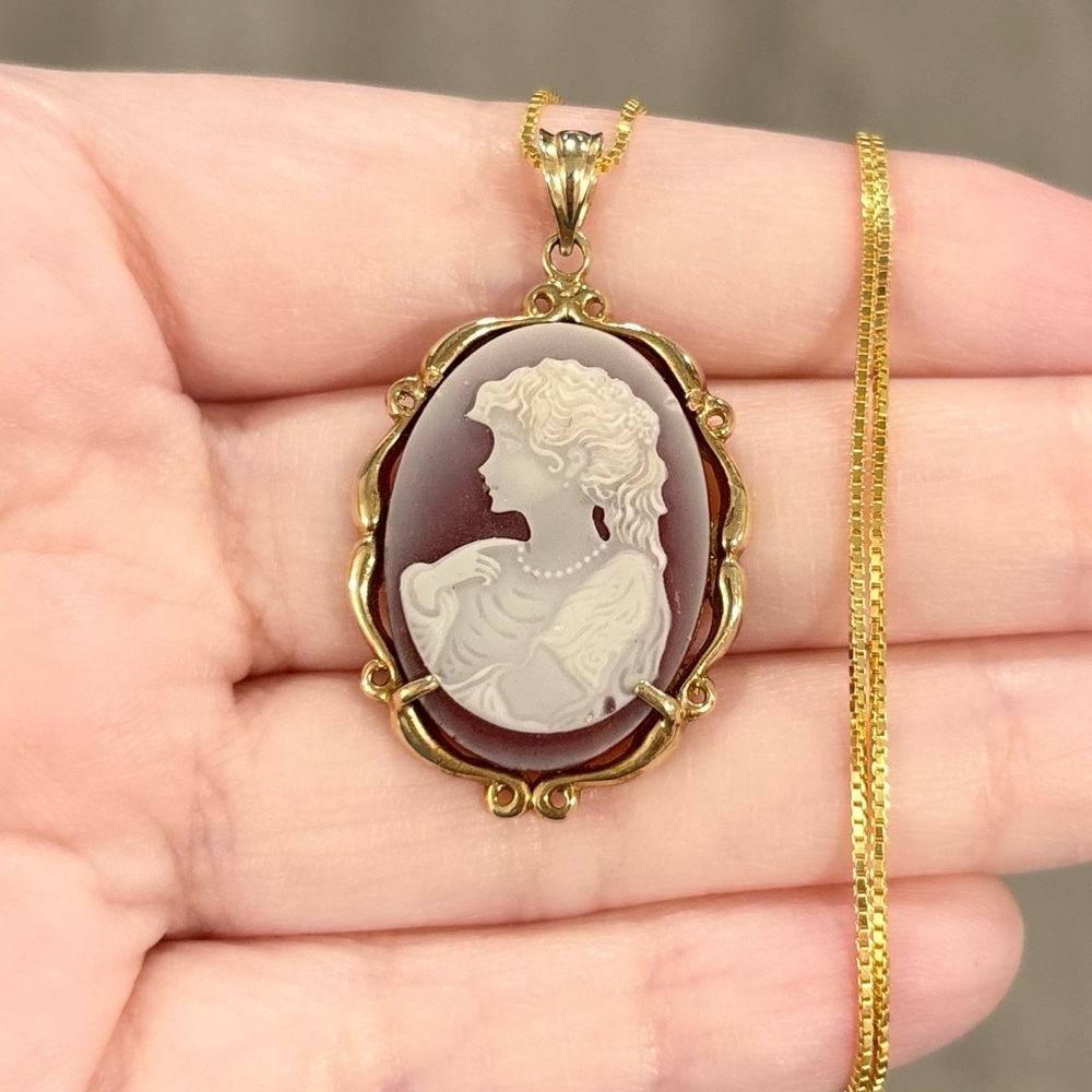 10K Large Red Agate Cameo oval vintage style yellow gold filigree pendant - Picture 3 of 10